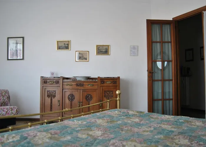 Konukevi Lombardi Fleming Parma