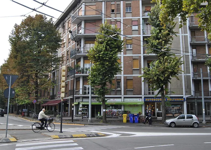 Lombardi Fleming Konukevi Parma